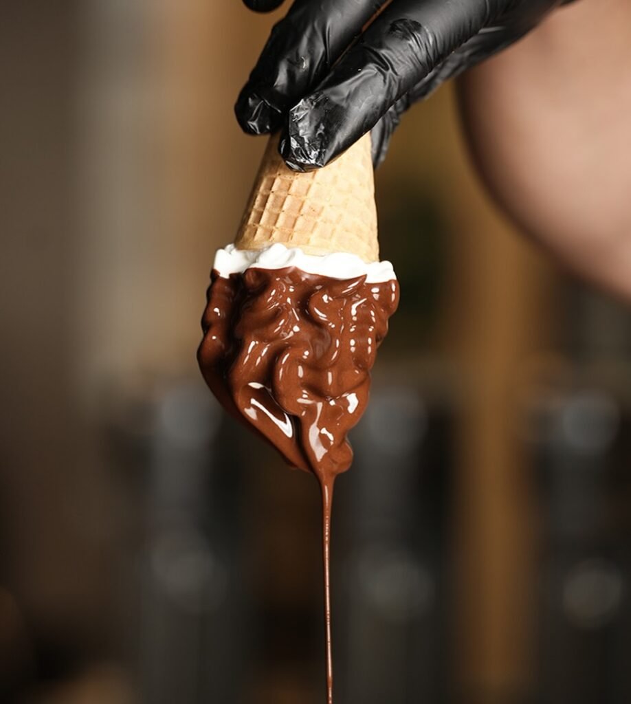 ايس كريم مغمس بالشوكولاته من فرست ستريت برجر