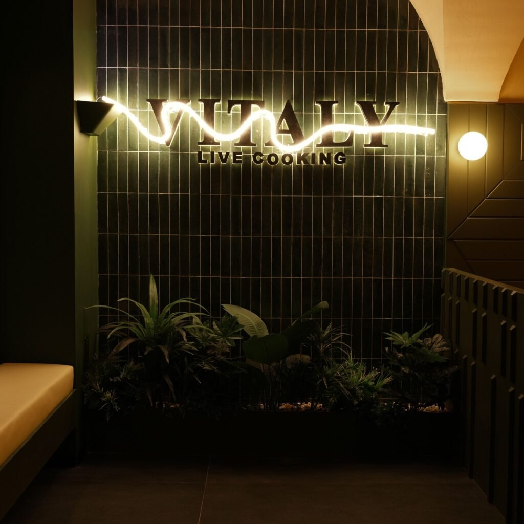 فيتالي V itlay واجهة المطعم