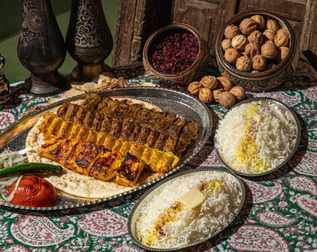 شيرين: تشكيلة كباب مع رز أبيض بالزبدة لذيذ