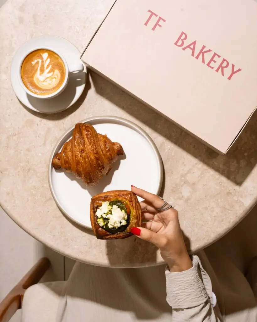 تي. إف بيكري