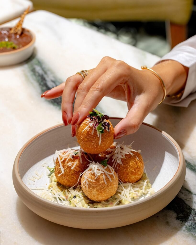 بوسبورس: طبق كرات الدجاج المقرمش