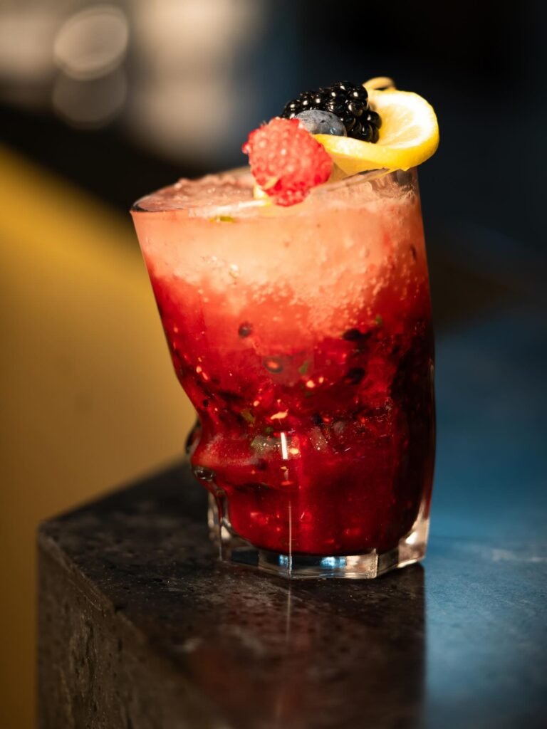 عزيز ستيك: موهيتو الرازبيري المنعش