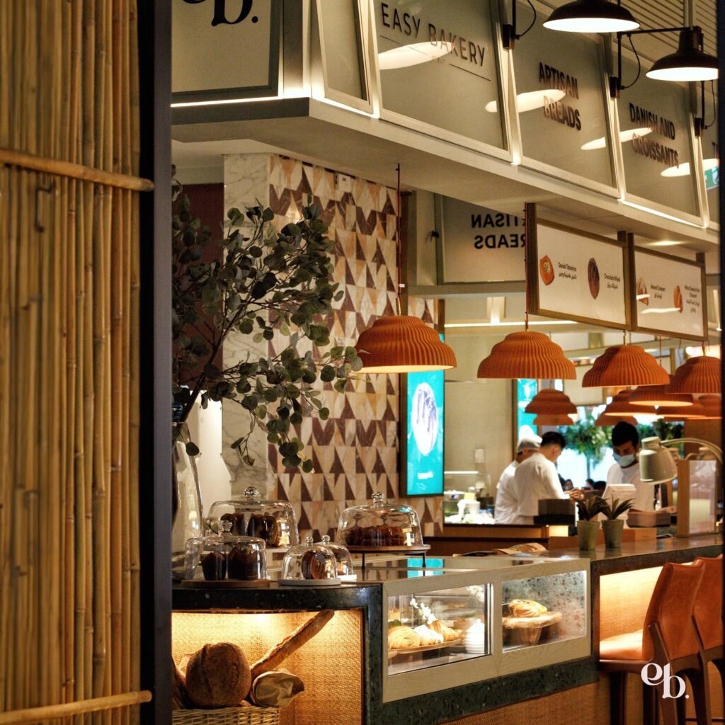 ايزي بيكري: الديكور الداخلي للمطعم