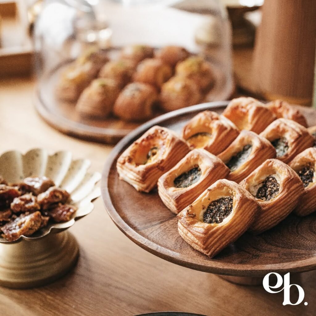 ايزي بيكري: دانيش اللبنة والزعتر