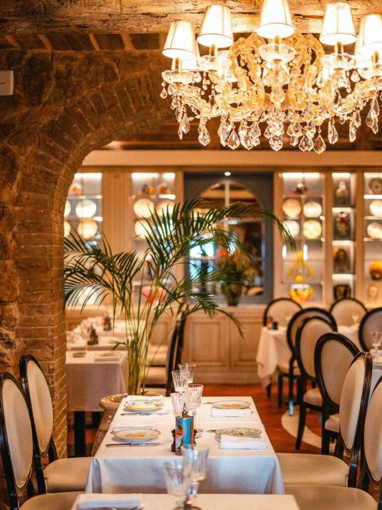 مامو مايكل أنجلو: الجلسات الداخلية للمطعم